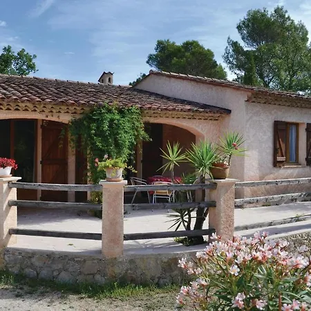 Beautiful In St, Paul En Foret Holiday home *