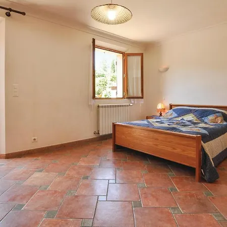 Beautiful In St, Paul En Foret Holiday home